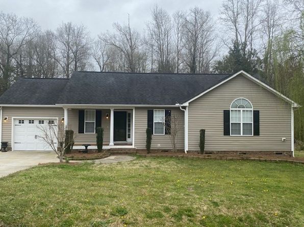 630 Madison Ave, Princeton, NC 27569