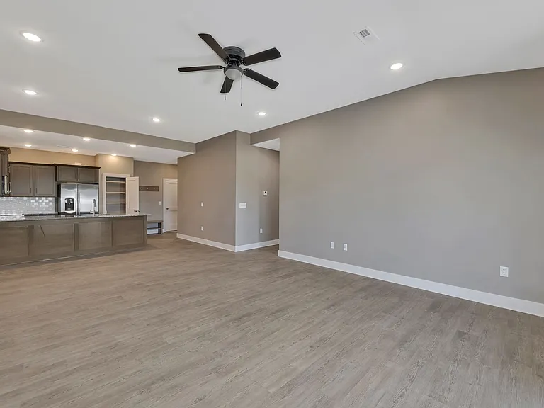 805 S Trails Head St — Photo 9