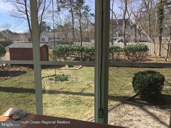 2nd image of 1719 Fleetwood Dr