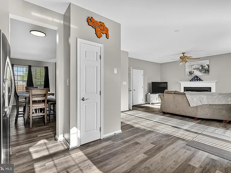 27 Planetree Dr #1 — Photo 7