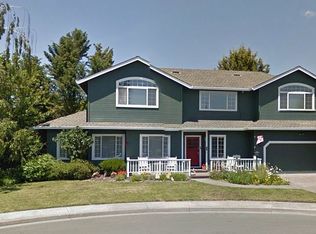 505 Piccadilly Pl, Windsor, CA 95492