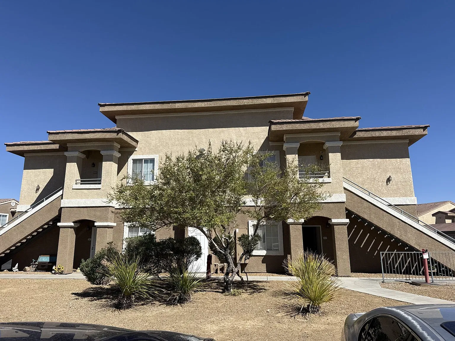 2 bed, 1249 sqft, $1,450 — Photo 1