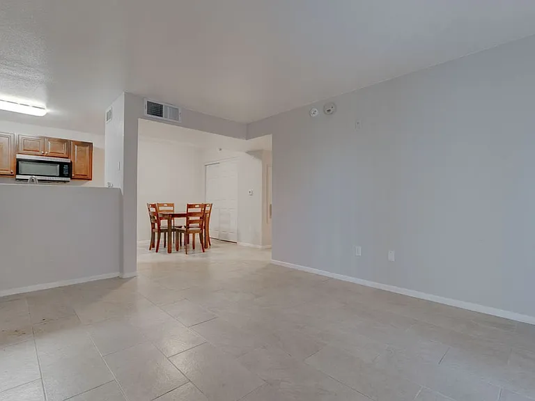 7885 W Flamingo Rd #1016 — Photo 4