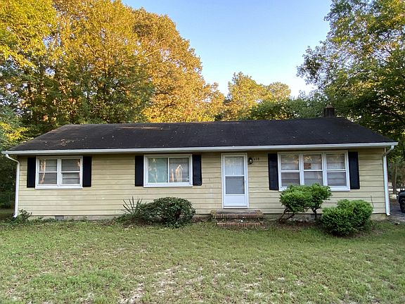 2nd image of 428 Bailey Ln
