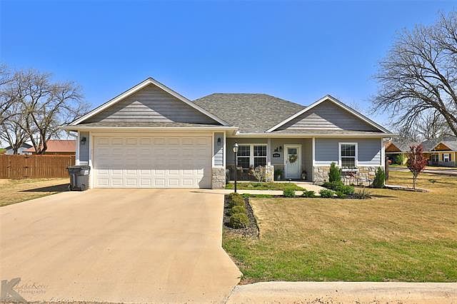 1st image of 834 Kelley Ln