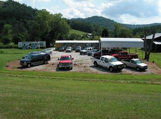 202 White Oak Rd, Vanceburg, KY 41179