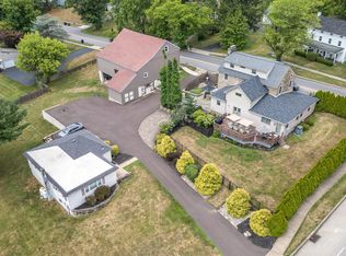 1395 Pinetown Rd, Fort Washington, PA 19034