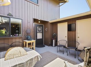 2289 Ridgeway Dr, Eugene, OR 97401