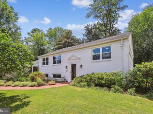 6916 Southridge Dr, Mc Lean, VA 22101