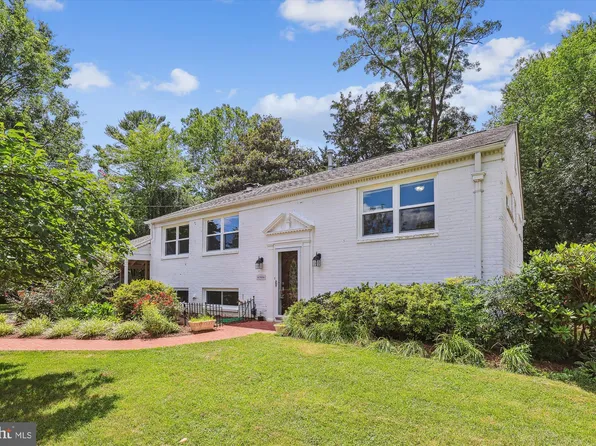6916 Southridge Dr, Mc Lean, VA 22101