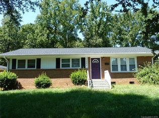 1249 Echo Glen Rd, Charlotte, NC 28213