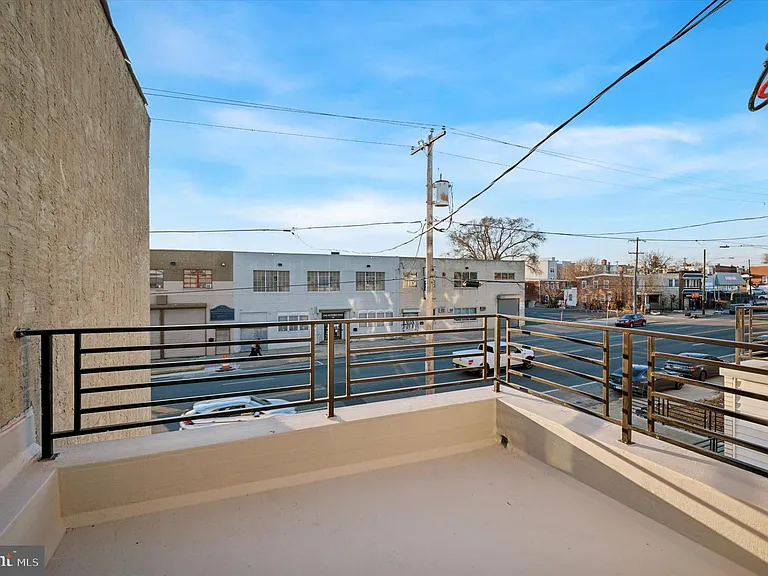 103 N 63rd St #5 — Photo 6