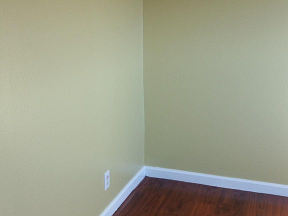 2nd image of 65 Gateway Ct APT C