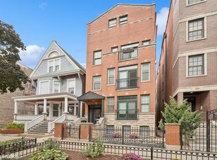 928 W Roscoe St #3, Chicago, IL 60657