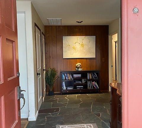 3rd image of 26 Willotta Dr
