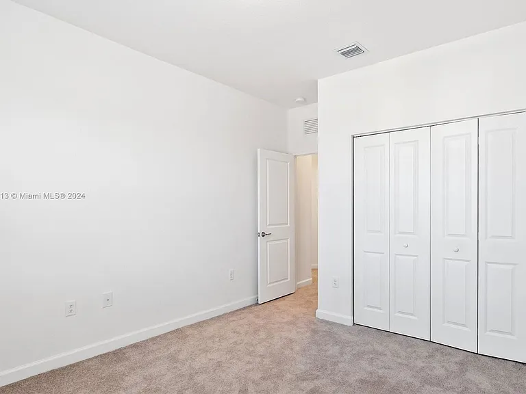 11934 SW 247th Ter — Photo 24