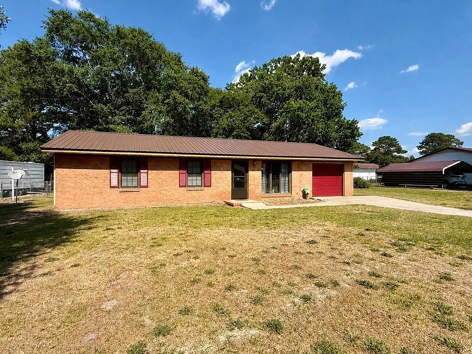 1st image of 203 Fox Drive