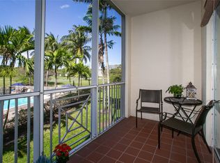 3500 Oaks Clubhouse Dr #202, Pompano Beach, FL 33067