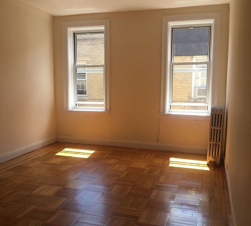2nd image of 233 W 233rd St APT 5A