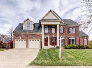 13584 Heritage Farms Dr, Gainesville, VA 20155