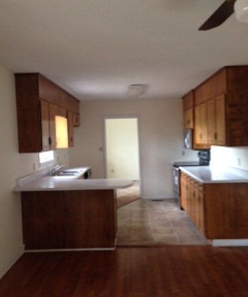 5th image of 180 Wildwood Dr