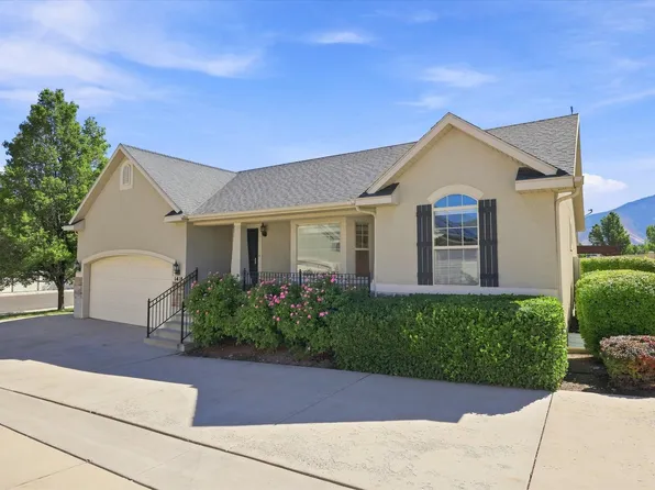 1418 S Avalon Dr, Springville, UT 84663