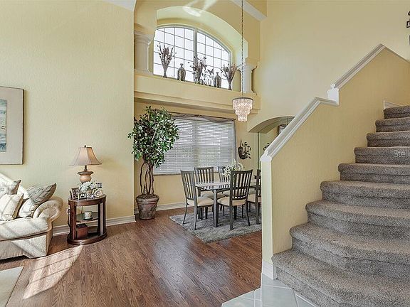5th image of 4911 Tennyson Ct