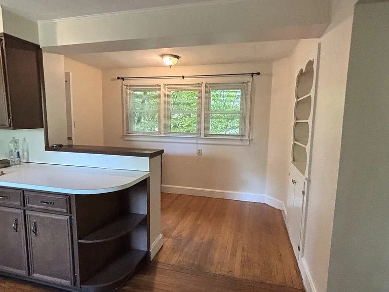 1503 W Washington St — Photo 17