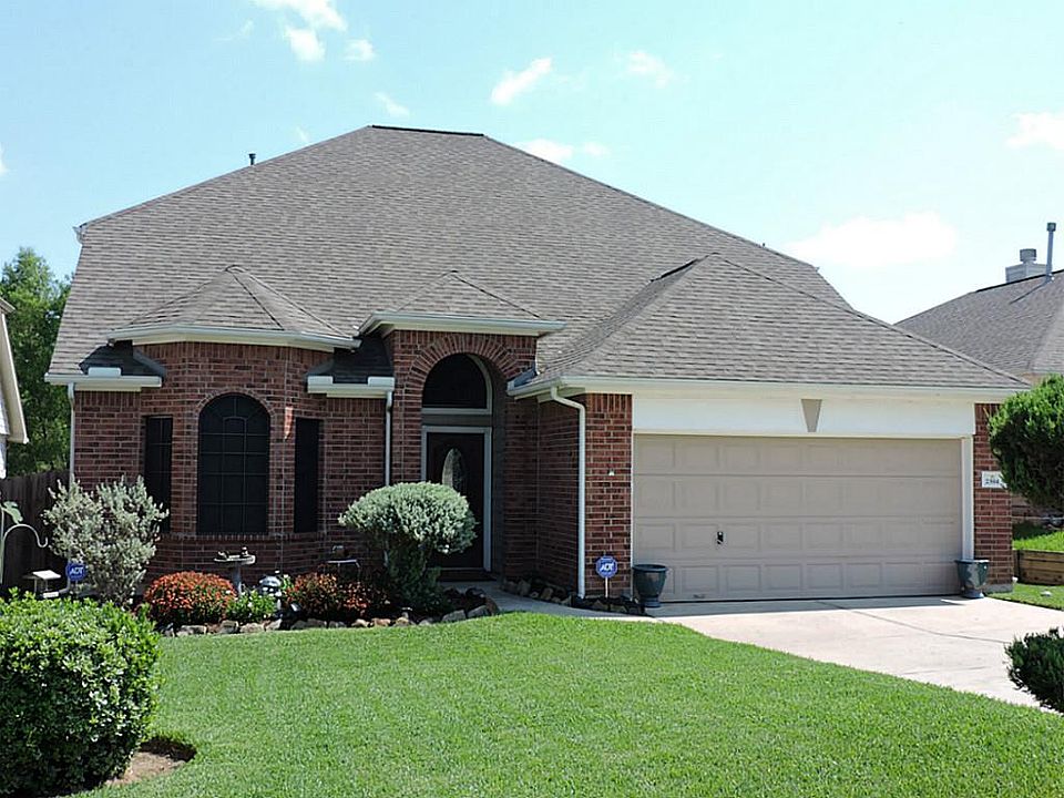1st image of 2304 Siegen Dr