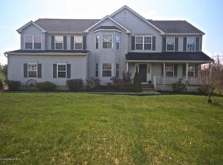 4 Nolan Dr, Millstone Township, NJ 08510