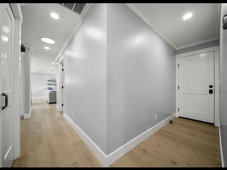 844 Sunset Dr — Photo 19