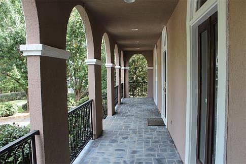 2nd image of 428 Wexford Ct