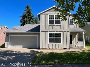 8573 NE Hodes St, Hillsboro, OR 97006