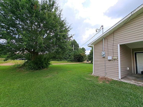 2nd image of 49 Pineywood Dr