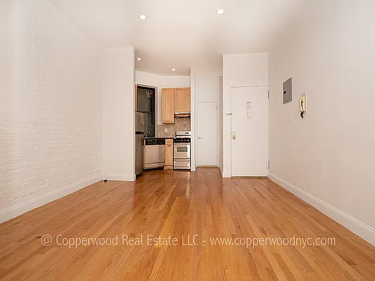 Rented by Copperwood Real Estate | media 3