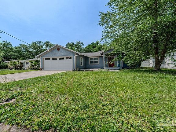 2nd image of 3235 Bayou Dr