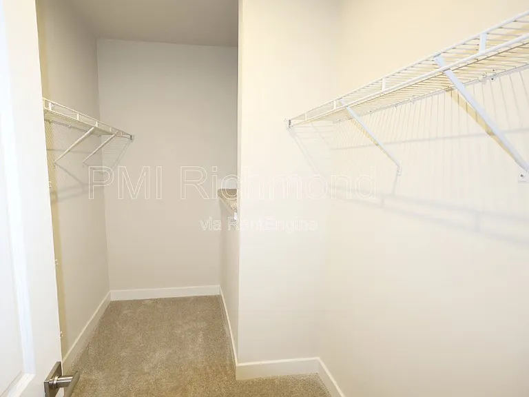 2854 Calgary Ln — Photo 15