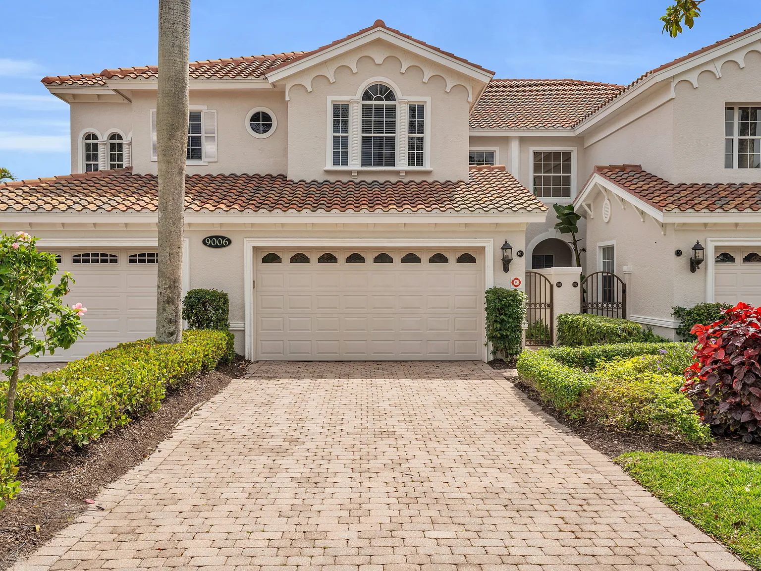 S-9006 Cascada Way #101 - 1 — Photo 3