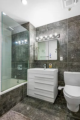 Rented by Compass | media 7