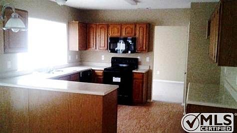 5th image of 302 Pemberton Pl