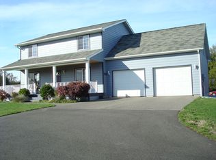 1101 W 3rd St, Centralia, WA 98531