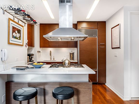 3rd image of 39-45 E 29th St #13C