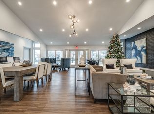 23741 Pond Rd #402, Southfield, MI 48033