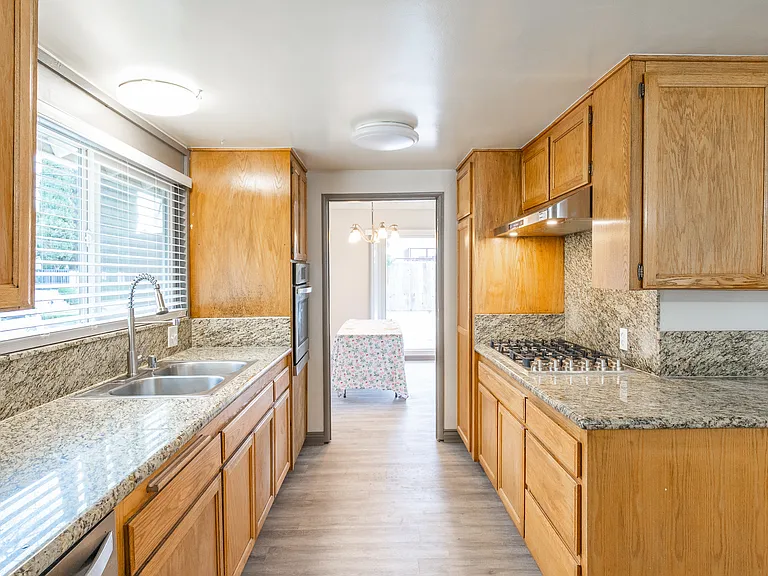 5901 Hanna Ave — Photo 14