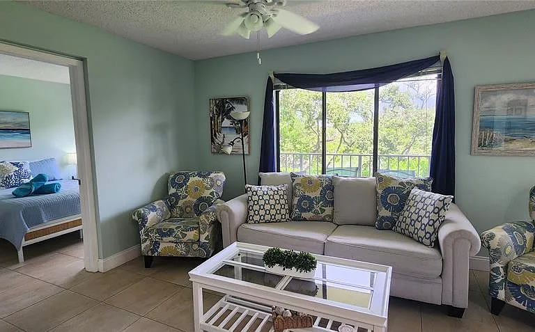 1515 Pinellas Bayway S #62 — Photo 36
