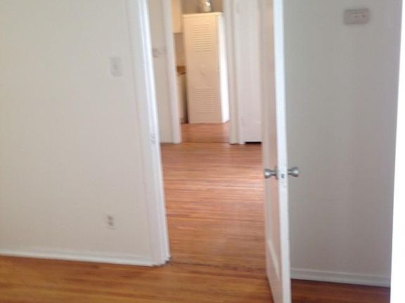 4th image of 948 1/2 Wilcox Ave