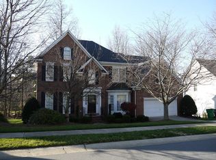 5734 Kinglet Ln, Charlotte, NC 28269