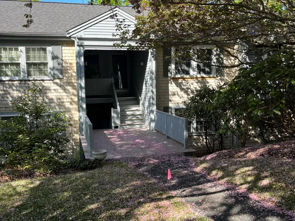 407 Orleans Road #B, North Chatham, MA 02650
