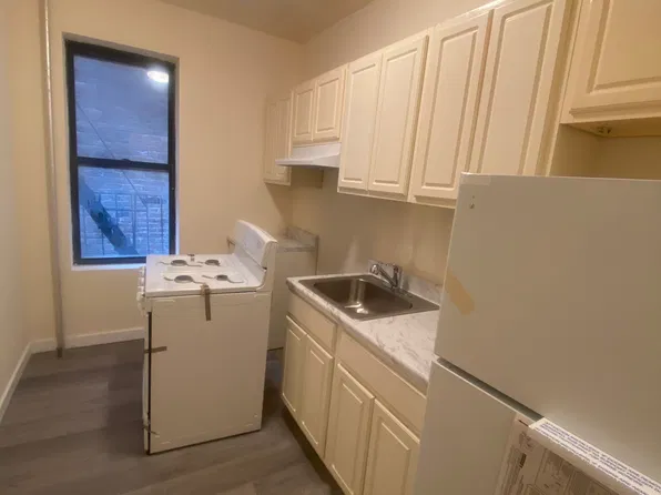 36 Kenilworth Place image 1 of 6