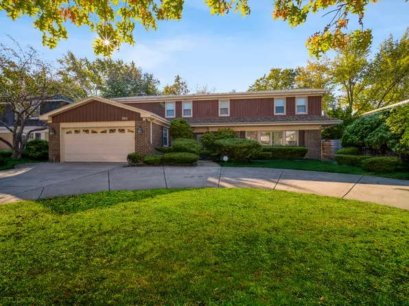 3911 Medford Cir, Northbrook, IL 60062